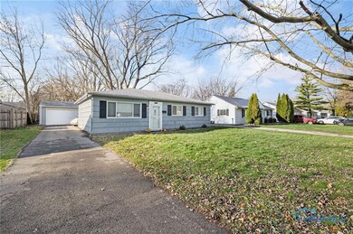 327 Clifton Rd, Toledo, OH 43607 - photo 2