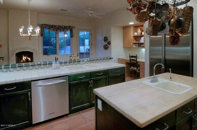 MONTEZUMA KITCHEN APPLIANCES AND CABINET