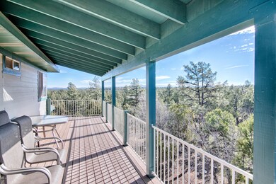Awesome deck for entertaining