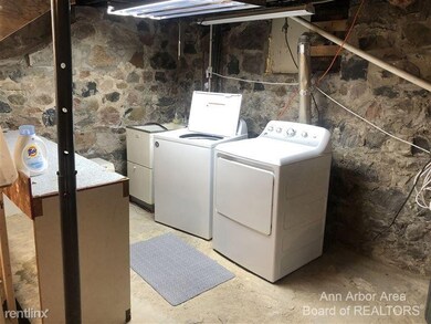 821 W Liberty St unit 2, Ann Arbor, MI 48103 - photo 7