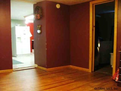 62 Van Buren St, Ballston Spa, NY 12020 - photo 5