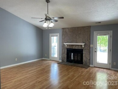 62 Mount Carmel Dr, Asheville, NC 28806 - photo 3