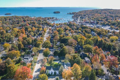 40 Mountain St, Camden, ME 04843 - photo 2