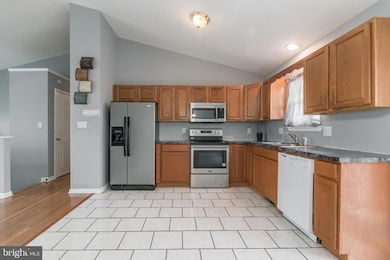 60 Mercedes Dr, Martinsburg, WV 25404 - photo 7