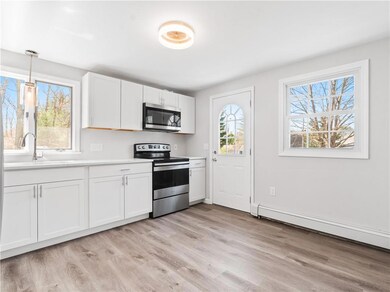 515 Forbes St, Riverside, RI 02915 - photo 5