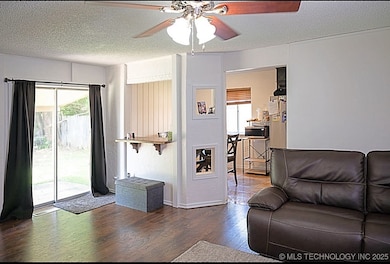 Great Room looking into Kitchen