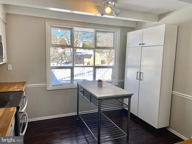 4059 Center Ave, Lafayette Hill, PA 19444 - photo 6