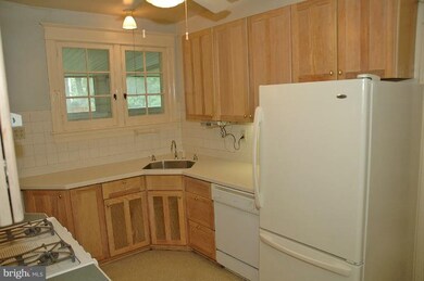 4618 Highland Ave, Bethesda, MD 20814 - photo 3