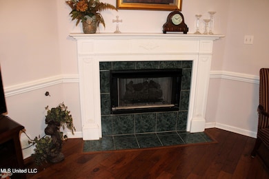 12190 Whispering Pines Dr, Olive Branch, MS 38654 - photo 7