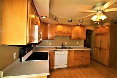 410 Quartz Ave, Mattoon, WI 54450 - photo 7