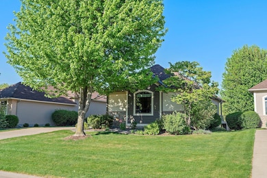 11879 Flanders Cir NE