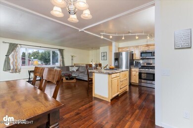 Living/Kitchen