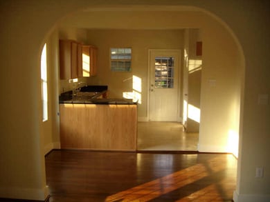 Breakfast room leading to kitchen