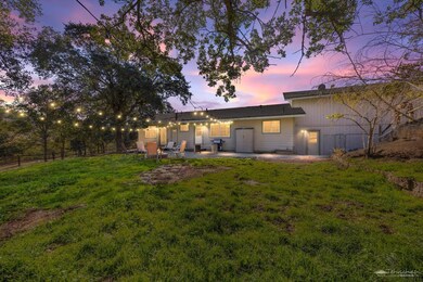 26001 Cumberland Rd, Tehachapi, CA 93561 - photo 2