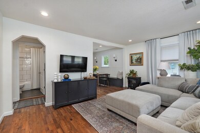 301 E Cherry St-1