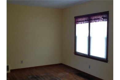 1331 E 33rd St, Des Moines, IA 50317 - photo 7