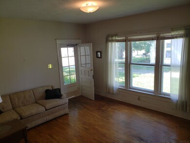 226 S Division St, Auburn, IN 46706 - photo 6