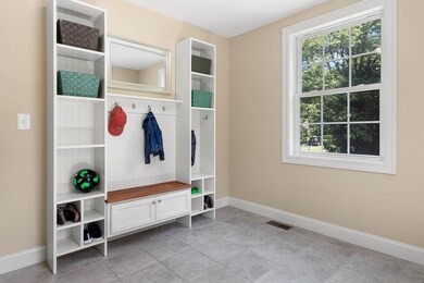 32 Thurlow St, Georgetown, MA 01833 - photo 2