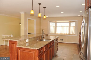 8616 Lagrange St, Lorton, VA 22079 - photo 6