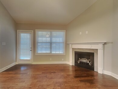 1489 Coronado Dr, Clarksville, TN 37042 - photo 2