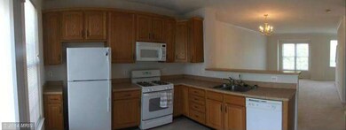 42836 Smallwood Terrace, Chantilly, VA 20152 - photo 5