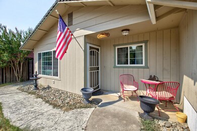 2736 Jasmine Way, Redding, CA 96002 - photo 4