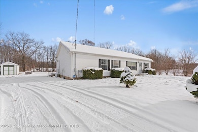 10870 Eaton Rapids Rd, Springport, MI 49284 - photo 5