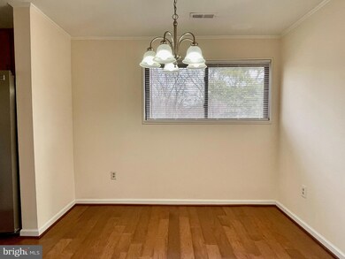 15279 Forest Grove Dr, Woodbridge, VA 22191 - photo 7