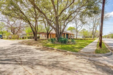 615 Granbury St, Cleburne, TX 76033 - photo 5