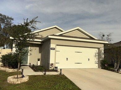 35099 Jomar Ave, Zephyrhills, FL 33541 - photo 2