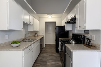 1122 Millview Dr unit 301, Arlington, TX 76012 - photo 5