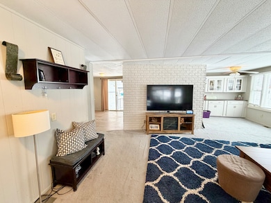 114 Melbrooke Rd, Elgin, IL 60123 - photo 6