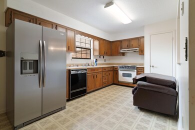 128 5th Ave Zillow-14