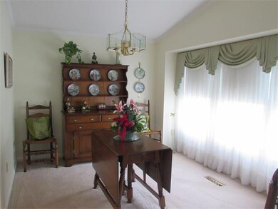 4 Honeysuckle Ln, Rockland, MA 02370 - photo 5