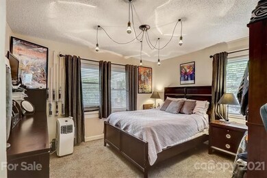 23 Rock Hill Place, Asheville, NC 28803 - photo 7