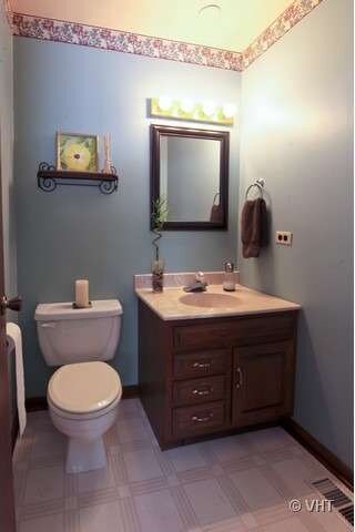 726 N Eastland St, Elmhurst, IL 60126 - photo 6