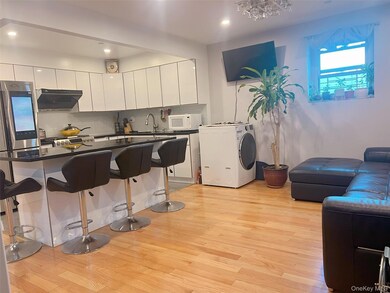 135-10 35th Ave unit 3B, Flushing, NY 11354 - photo 4