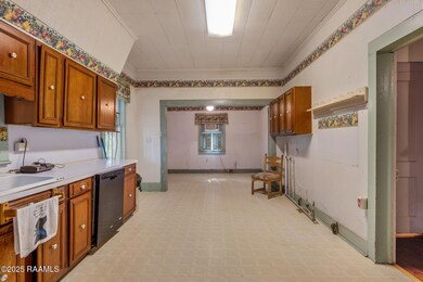 220 S Vivian Ave, Eunice, LA 70535 - photo 5
