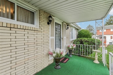 1718 Howell St, North Versailles, PA 15137 - photo 5