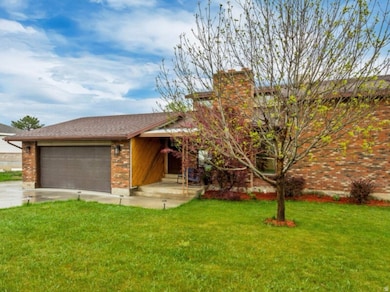 6893 S 3200 W, West Jordan, UT 84084 - photo 3