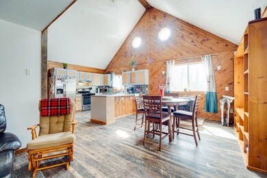 137 Valley Rd, Raymond, ME 04071 - photo 6