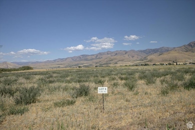 12506 N 525 E, Cove, UT 84320 - photo 2