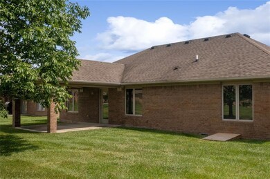 5162 E Harvard Ct, Columbus, IN 47203 - photo 7