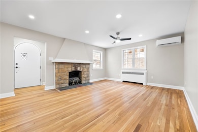 415 Serpentine Dr, Pittsburgh, PA 15243 - photo 2