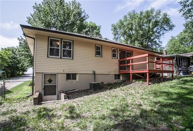 1203 NW B St, Blue Springs, MO 64015 - photo 7