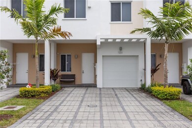 7221 NW 102nd Place, Doral, FL 33178 - photo 3