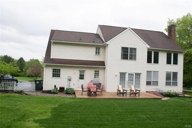 2709 Foxfire Ct, Coplay, PA 18037 - photo 2