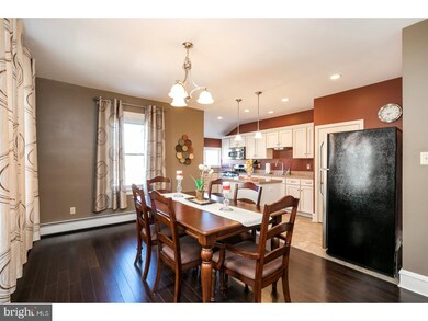 118 N Towamencin Ave, Lansdale, PA 19446 - photo 6