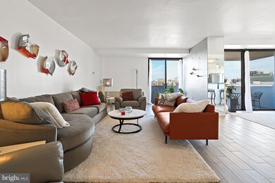 Hyde Park Condominium unit 1011, Arlington, VA 22203 - photo 2