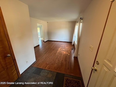 4344 Willesdon Ave, Holt, MI 48842 - photo 6